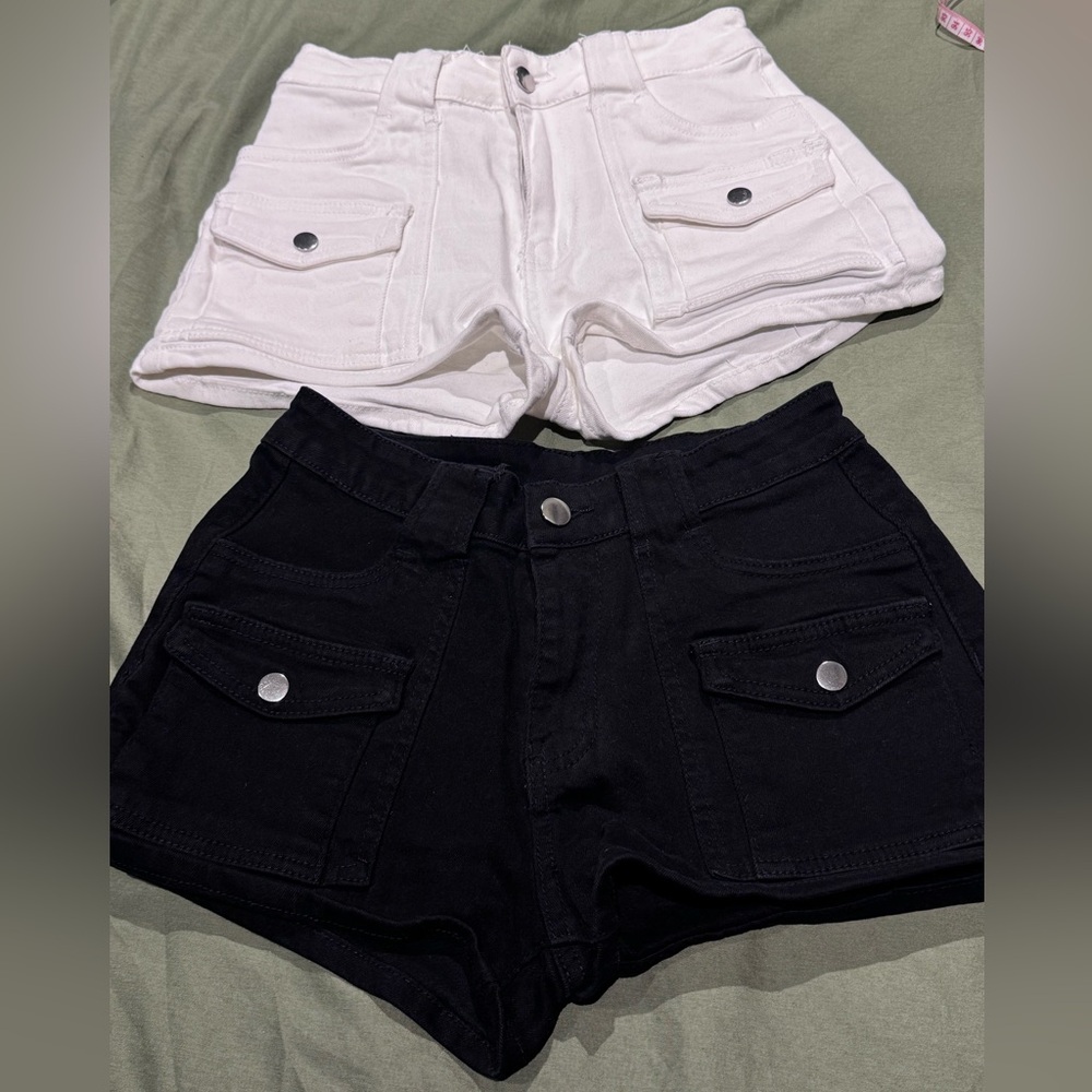 Stylish Black and White Women's Shorts - Picture 1 of 9